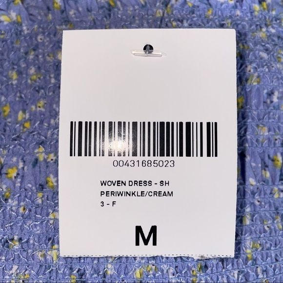 NWT Forever 21 Periwinkle Puff Sleeve Ruffle Hem Shirred Dress Size Medium - Picture 3 of 5